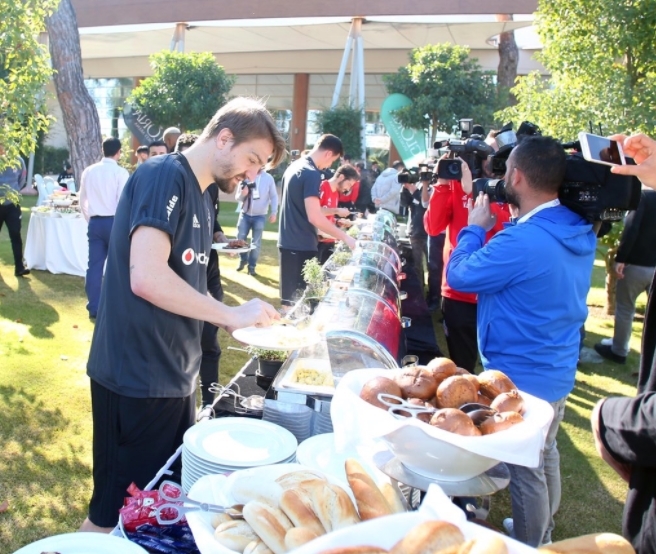 Antalya'da barbekü partisi! - Görsel 9