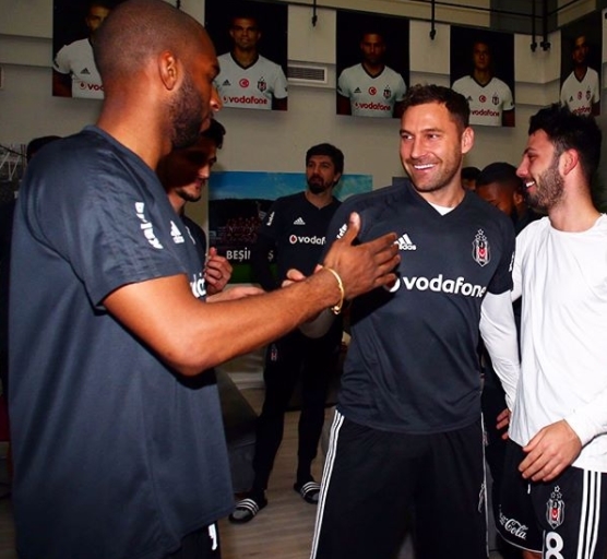 Dusko Tosic’in doğum günü kutlandı - Görsel 1