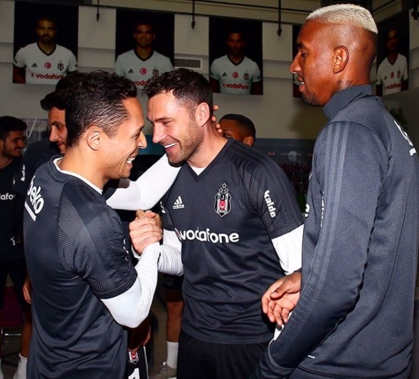 Dusko Tosic’in doğum günü kutlandı - Görsel 4