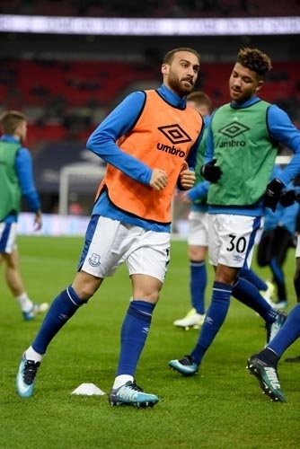 Everton taraftarından Cenk Tosun isyanı! - Görsel 4