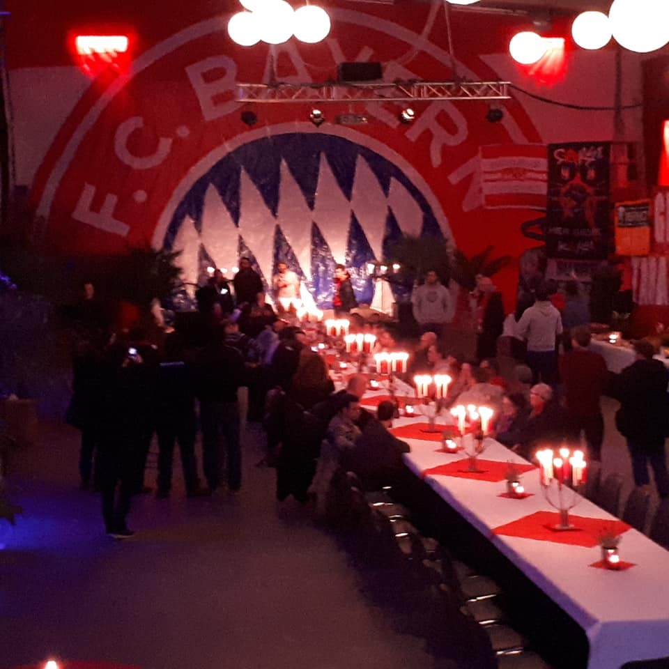 Beşiktaş ve Bayern Münih taraftarları dosluk yemeğinde bir araya geldi - Görsel 8