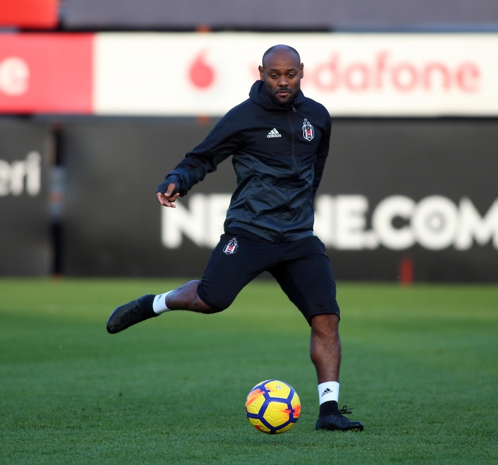 Beşiktaş derbi hazırlıklarına başladı! İşte antrenmandan kareler - Görsel 13