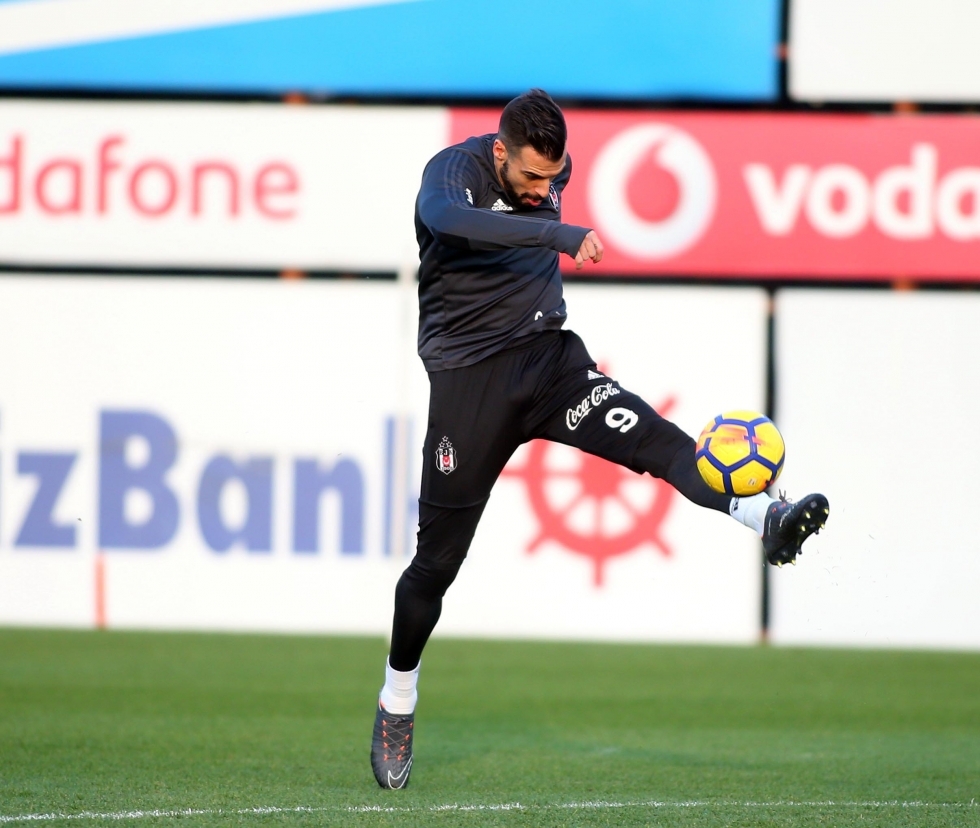Beşiktaş derbi hazırlıklarına başladı! İşte antrenmandan kareler - Görsel 4