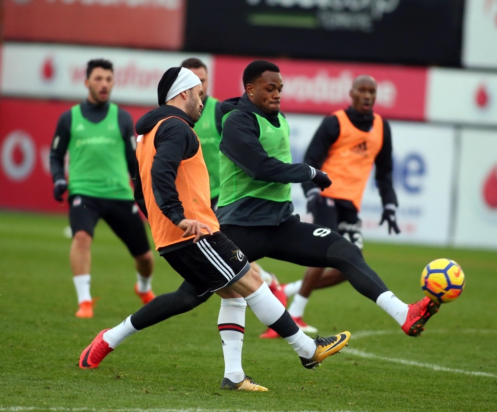 Beşiktaş'ta derbi hazırlıkları sürüyor! İşte antrenmandan kareler - Görsel 12