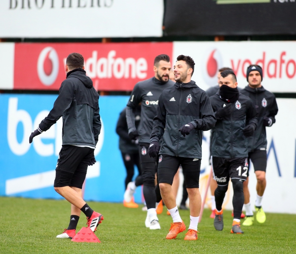 Beşiktaş'ta derbi hazırlıkları sürüyor! İşte antrenmandan kareler - Görsel 18