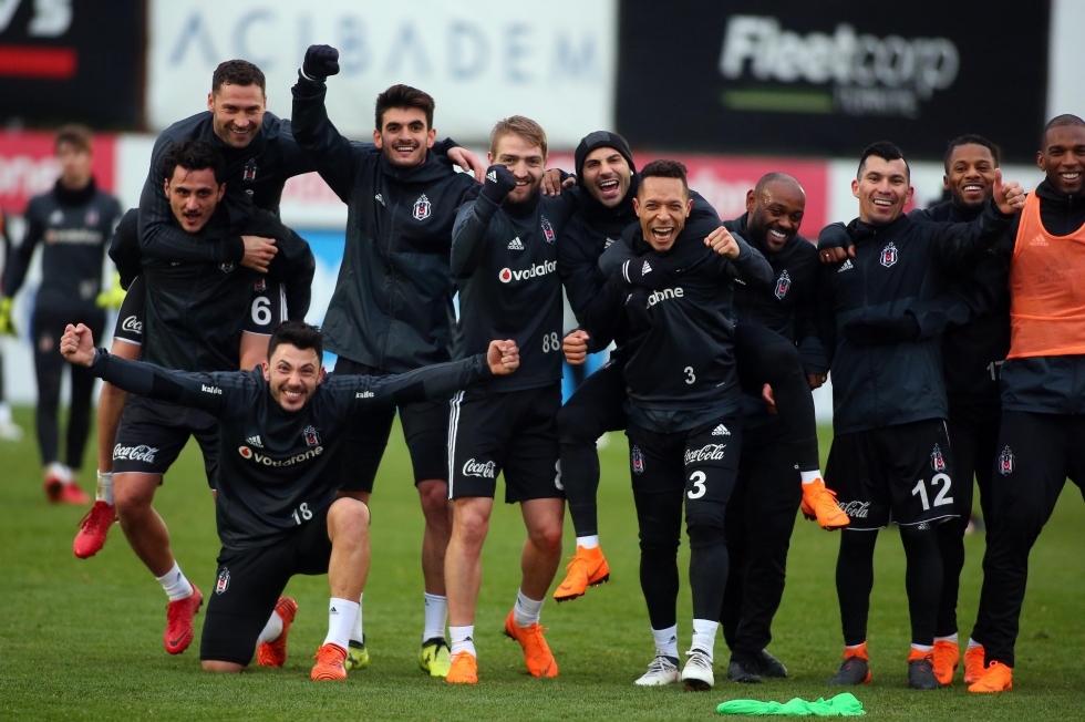 Beşiktaş'ta derbi hazırlıkları sürüyor! İşte antrenmandan kareler - Görsel 2