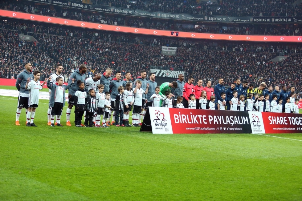 Beşiktaş - Fenerbahçe maçı hakkında yazılan 23 köşe yazısı - Görsel 22