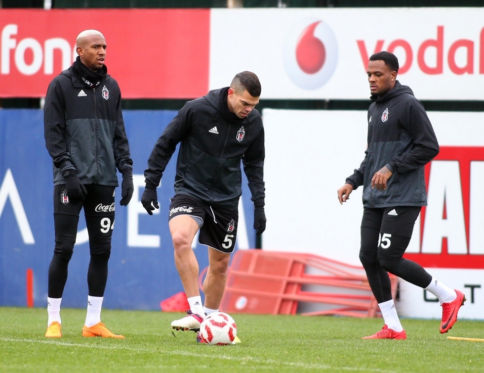 Beşiktaş Fenerbahçe maçına hazırlanıyor! İşte antrenmandan kareler - Görsel 7