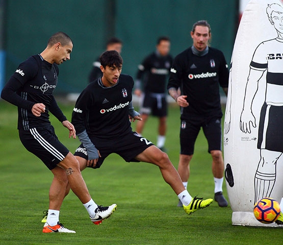 Beşiktaş akşam antrenmanından kareler - Görsel 12