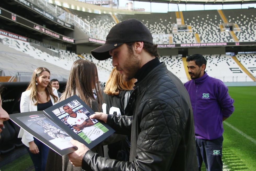 Aras Bulut İynemli, BJK TV’ye konuk oldu! - Görsel 8