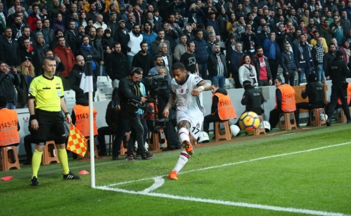 Beşiktaş - Gençlerbirliği karşılaşması hakkında yazılmış 14 köşe yazısı - Görsel 12