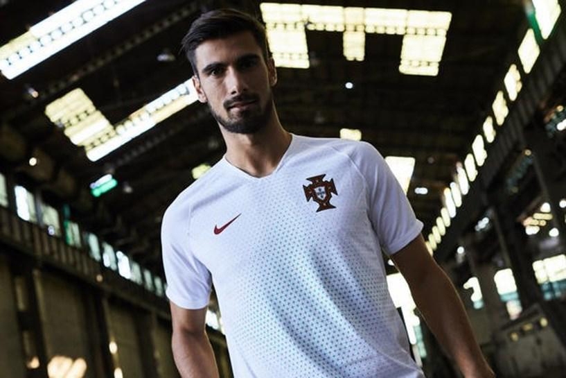 Ricardo Quaresma, Portekiz’in yeni formalarını tanıttı - Görsel 21
