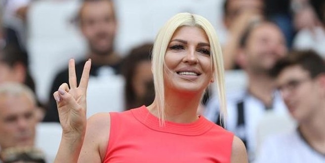 Tosic'in eşi Jelena Karleusa - Görsel 8