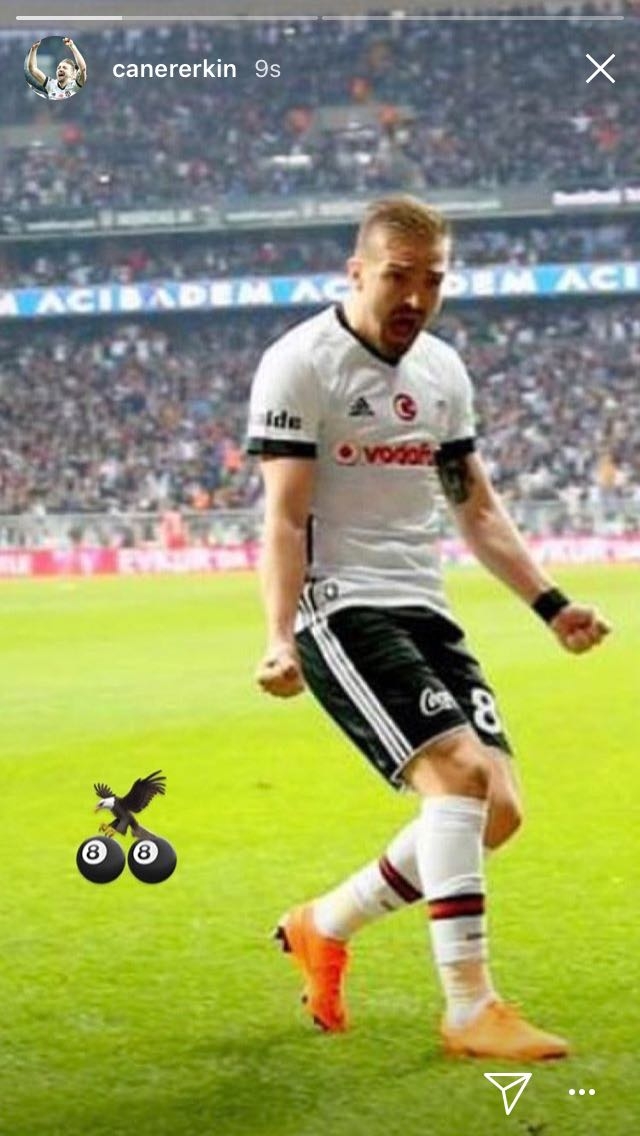 Siyah beyazlı futbolcuların bugün yaptıkları Instagram paylaşımları - Görsel 2