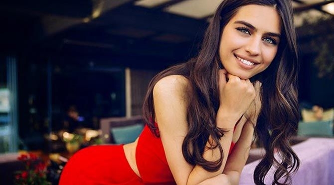 Amine Gülşe ve İlhan Mansız reklam partneri oldu! - Görsel 6