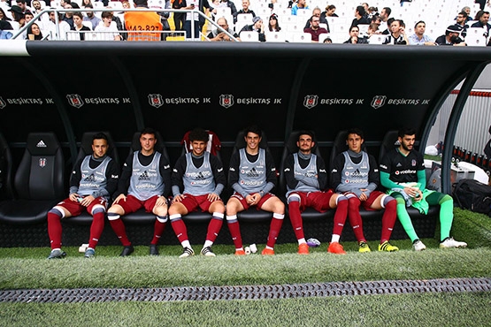 Beşiktaş-AZ Alkmaar maçından kareler - Görsel 6
