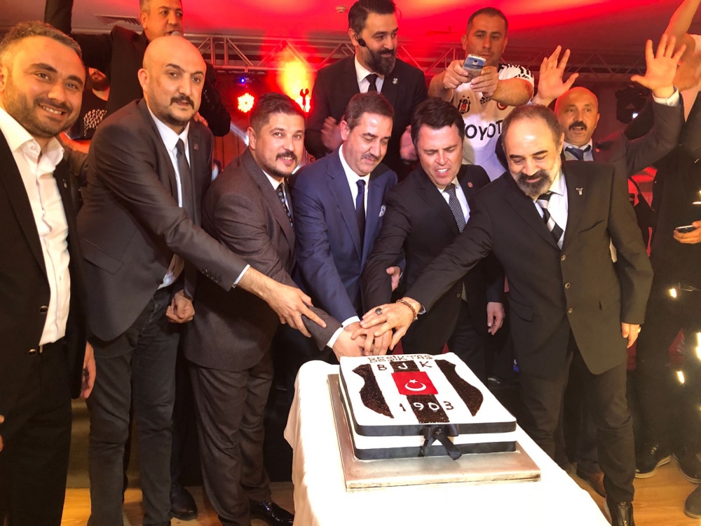 Beşiktaş As Başkanı Deniz Atalay, Beşiktaşlılarla buluştu - Görsel 6