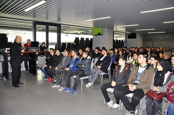 Genç mühendisler Vodafone Arena’da bir araya geldi - Görsel 11