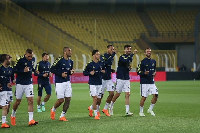 Fenerbahçe ve Aykut Kocaman, Beşiktaş’ı nasıl bekledi? İşte olmayan maçın kareleri - Görsel 3