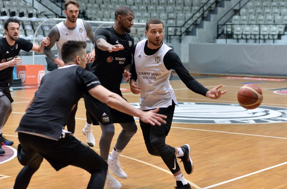 Beşiktaş Sompo Japan derbiye hazır! İşte son antrenmandan kareler - Görsel 2