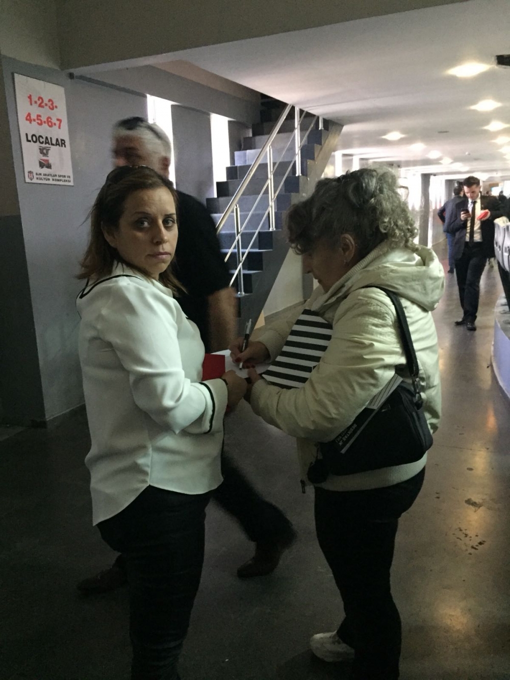 Demirören ve TFF Yönetim Kurulu üyelerinin ihracı için imza toplanıyor - Görsel 2