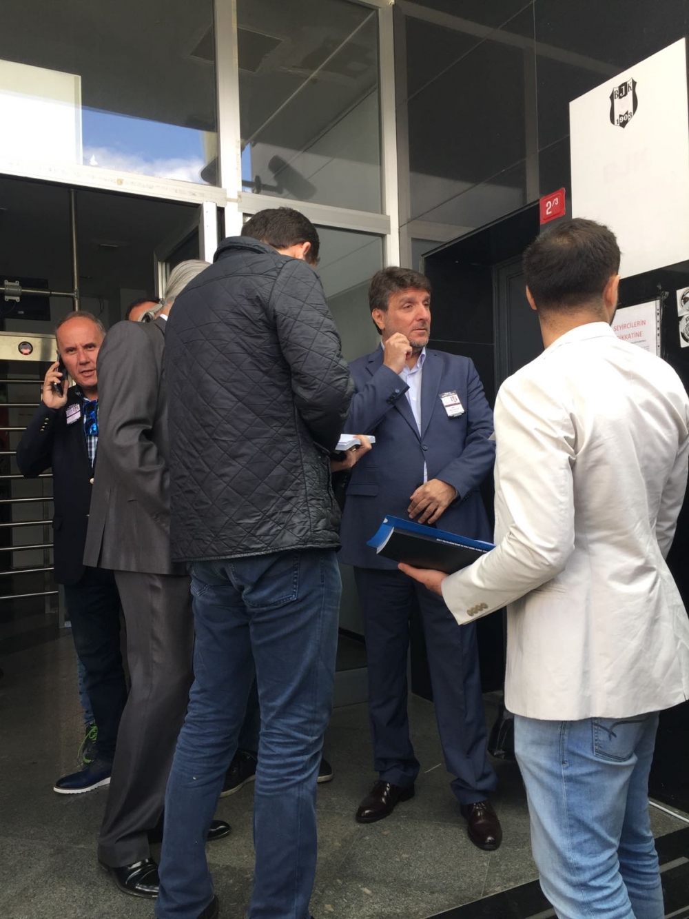 Demirören ve TFF Yönetim Kurulu üyelerinin ihracı için imza toplanıyor - Görsel 3
