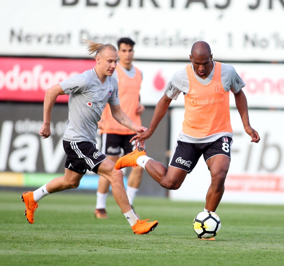Beşiktaş, Sivasspor maçının hazırlıklarına başladı! İşte antrenmandan kareler - Görsel 10