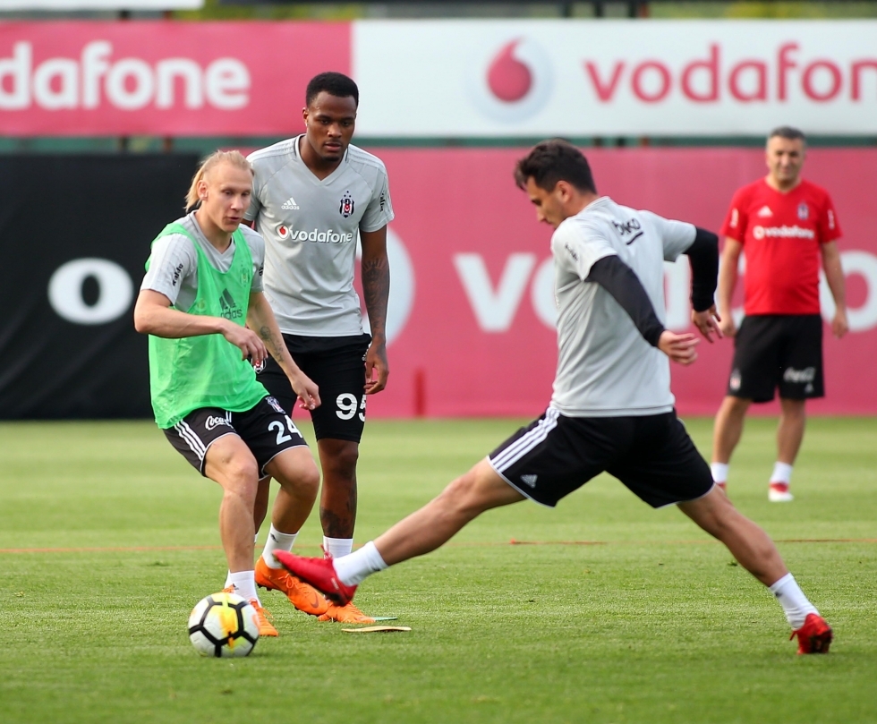 Beşiktaş, Sivasspor maçının hazırlıklarına başladı! İşte antrenmandan kareler - Görsel 9