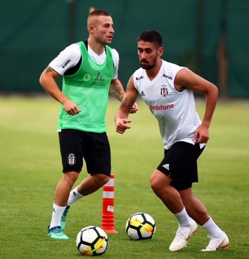 Beşiktaş, sezonun ikinci antrenmanını yaptı! İşte antrenmandan kareler - Görsel 6