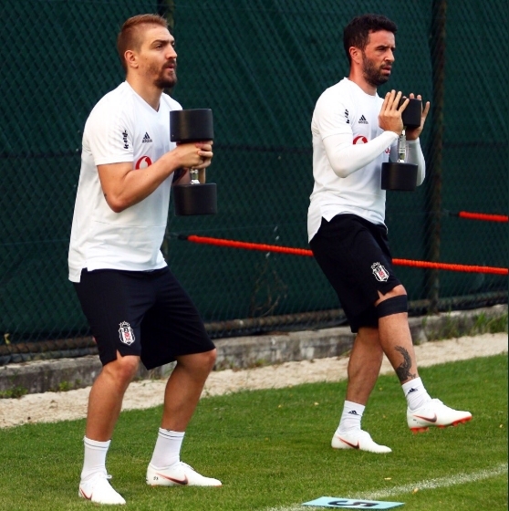 Beşiktaş, sezonun ikinci antrenmanını yaptı! İşte antrenmandan kareler - Görsel 7