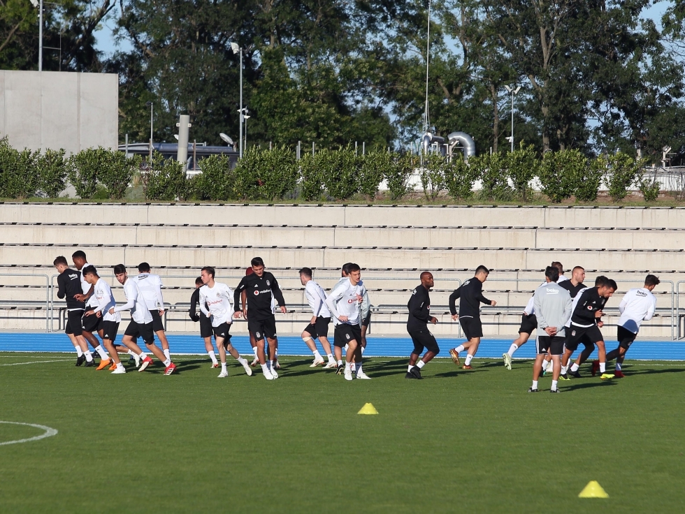 Beşiktaş antrenmanından kareler - Görsel 9