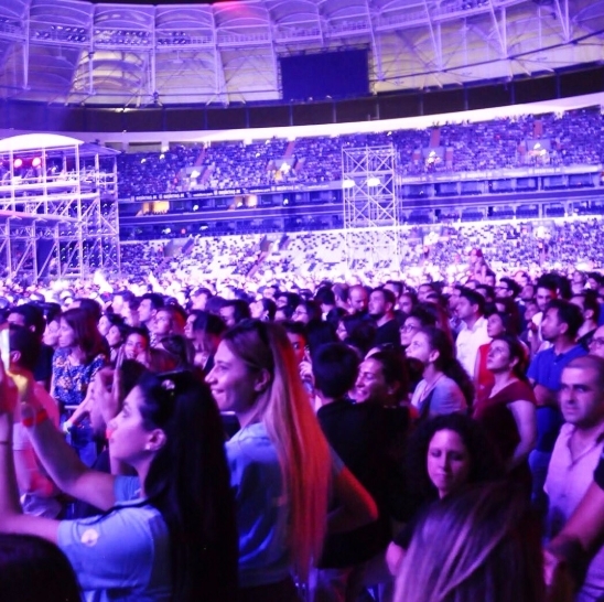 Beşiktaş'ın resmi hesabından Shakira'ya "grasias" mesaji - Görsel 3