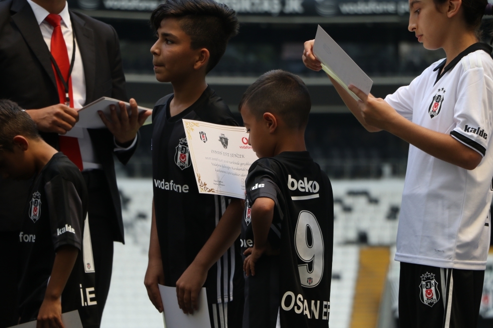 “Geleceğin Karakartalı” projesinin finali Vodafone Park'ta yapıldı! İşte o anlardan kareler - Görsel 1