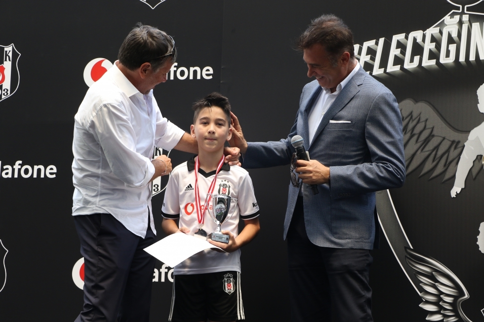 “Geleceğin Karakartalı” projesinin finali Vodafone Park'ta yapıldı! İşte o anlardan kareler - Görsel 3