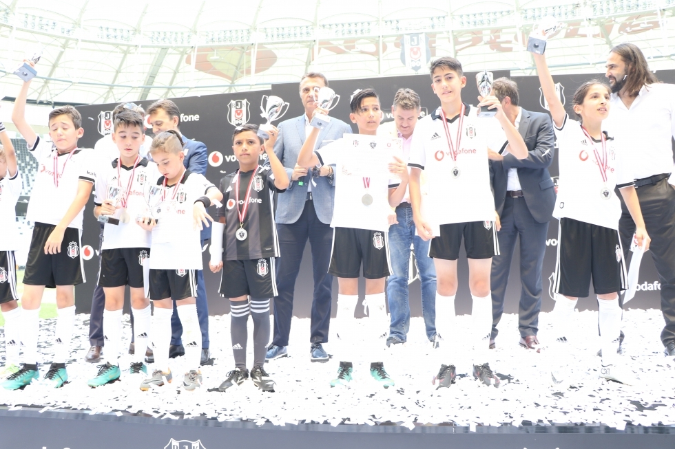 “Geleceğin Karakartalı” projesinin finali Vodafone Park'ta yapıldı! İşte o anlardan kareler - Görsel 8