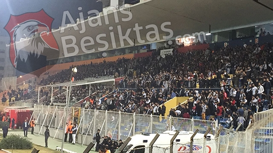 Beşiktaş tribünleri tıklım tıklım - Görsel 3