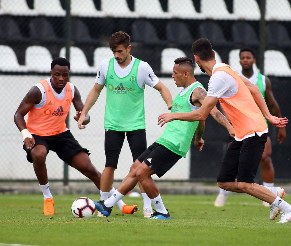 Beşiktaş, Torshavn maçına hazırlanıyor! İşte antrenmandan görüntüler - Görsel 20