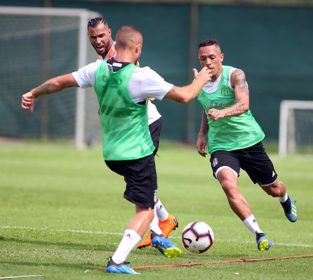 Beşiktaş, Torshavn maçına hazırlanıyor! İşte antrenmandan görüntüler - Görsel 28