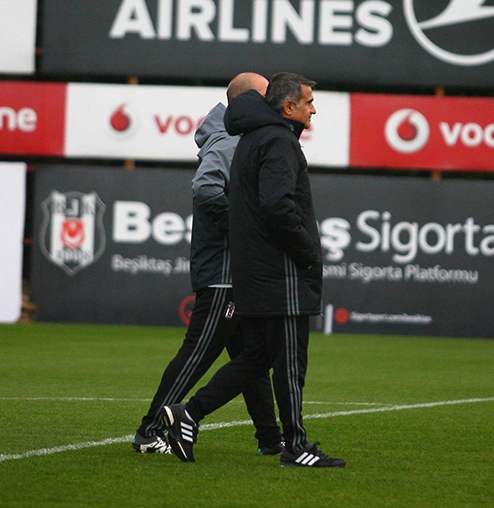 Beşiktaş'ın son antrenmanından kareler - Görsel 1