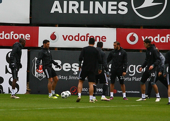 Beşiktaş'ın son antrenmanından kareler - Görsel 11