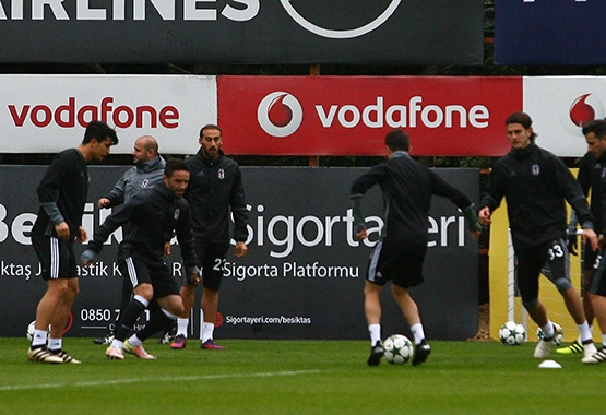 Beşiktaş'ın son antrenmanından kareler - Görsel 6