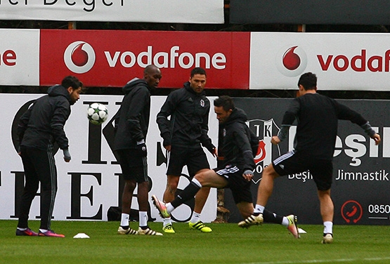 Beşiktaş'ın son antrenmanından kareler - Görsel 8