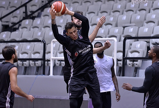 Beşiktaş'ta Szolnoki Olaj maçı hazırlıkları başladı - Görsel 8