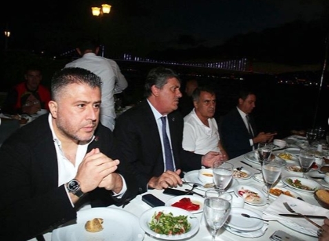 Beşiktaş'ın yeni yönetimi takımla akşam yemeğinde buluştu! İşte o anlardan kareler - Görsel 1