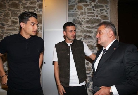 Beşiktaş'ın yeni yönetimi takımla akşam yemeğinde buluştu! İşte o anlardan kareler - Görsel 4