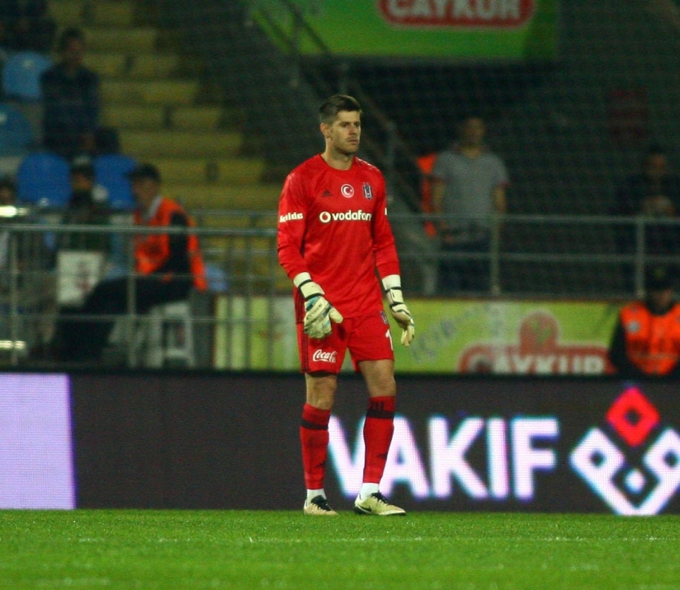 Beşiktaş’ın yabancı kalecileri: Karius 15. isim - Görsel 14