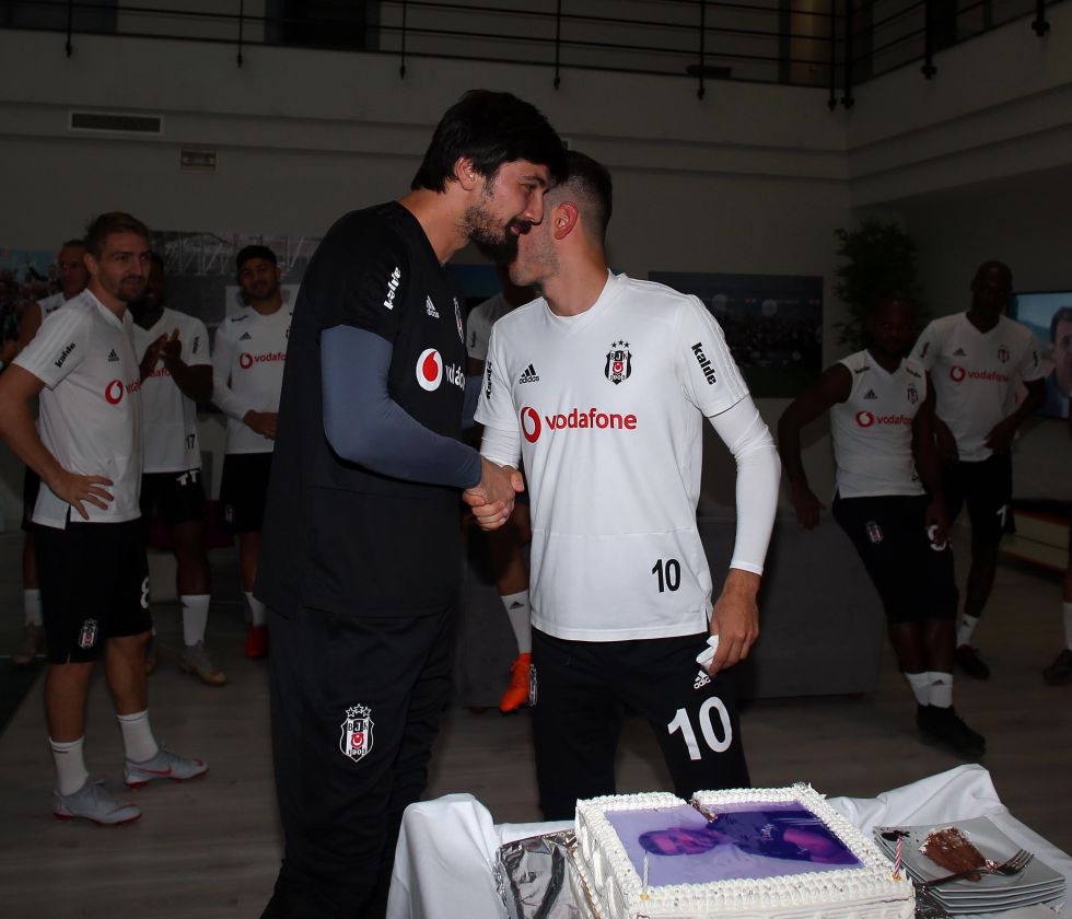 Oğuzhan Özyakup'un doğum günü kutlandı - Görsel 10