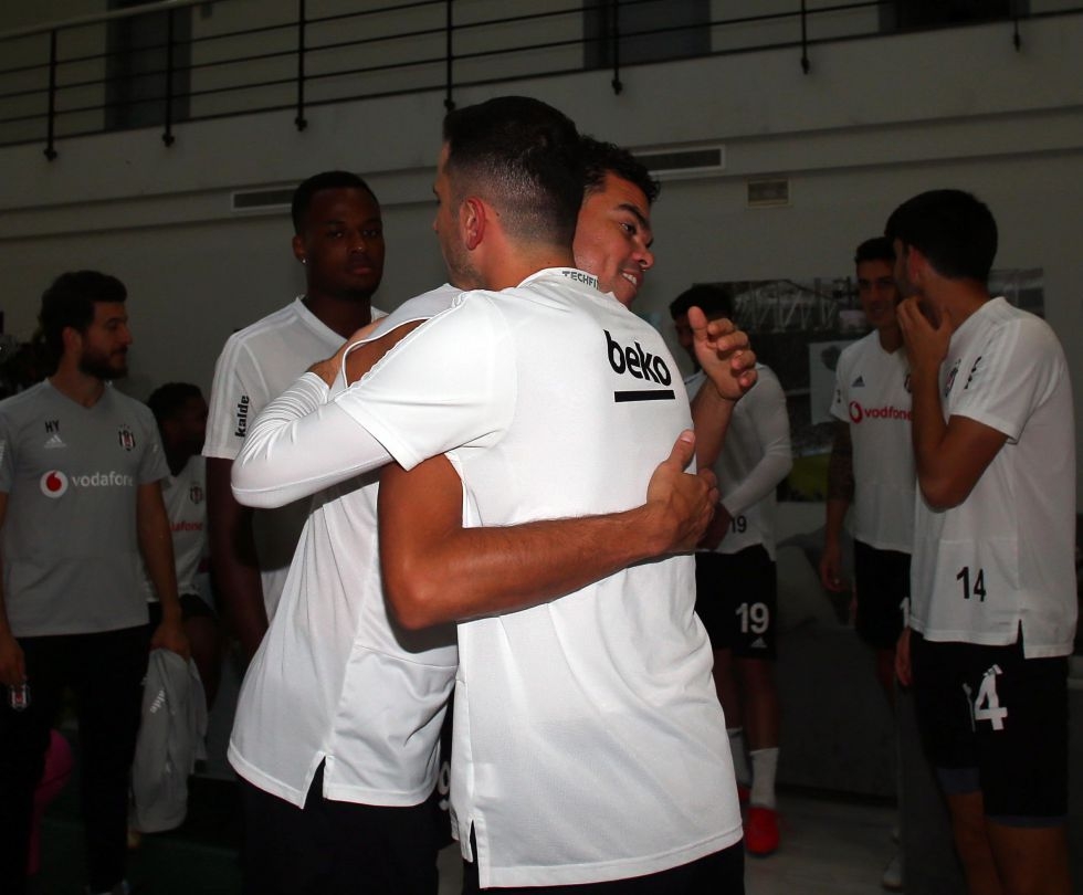 Oğuzhan Özyakup'un doğum günü kutlandı - Görsel 17