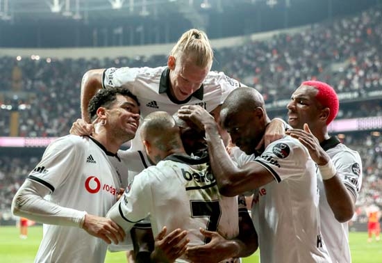 Transfer bombası! İlk temas olumlu, pazarlık teklifleri hazırlanıyor! - Görsel 1