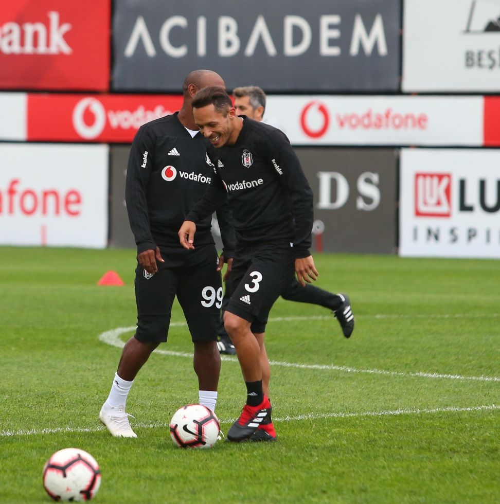 Beşiktaş antrenmanından kareler - Görsel 14